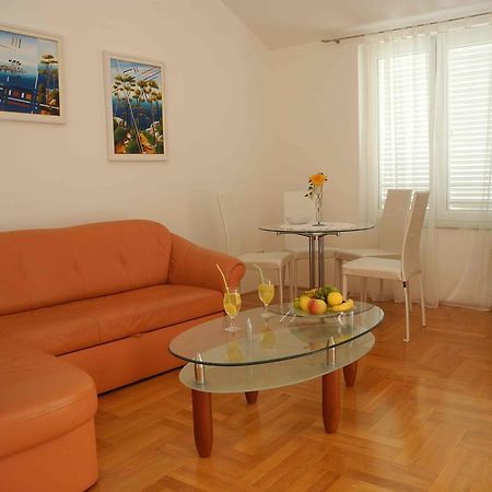 Apartments Antonela 耶泽拉 外观 照片