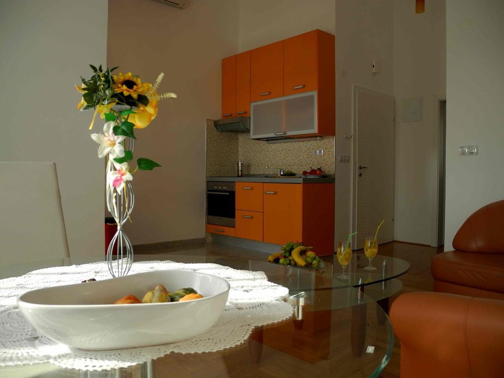 Apartments Antonela 耶泽拉 外观 照片
